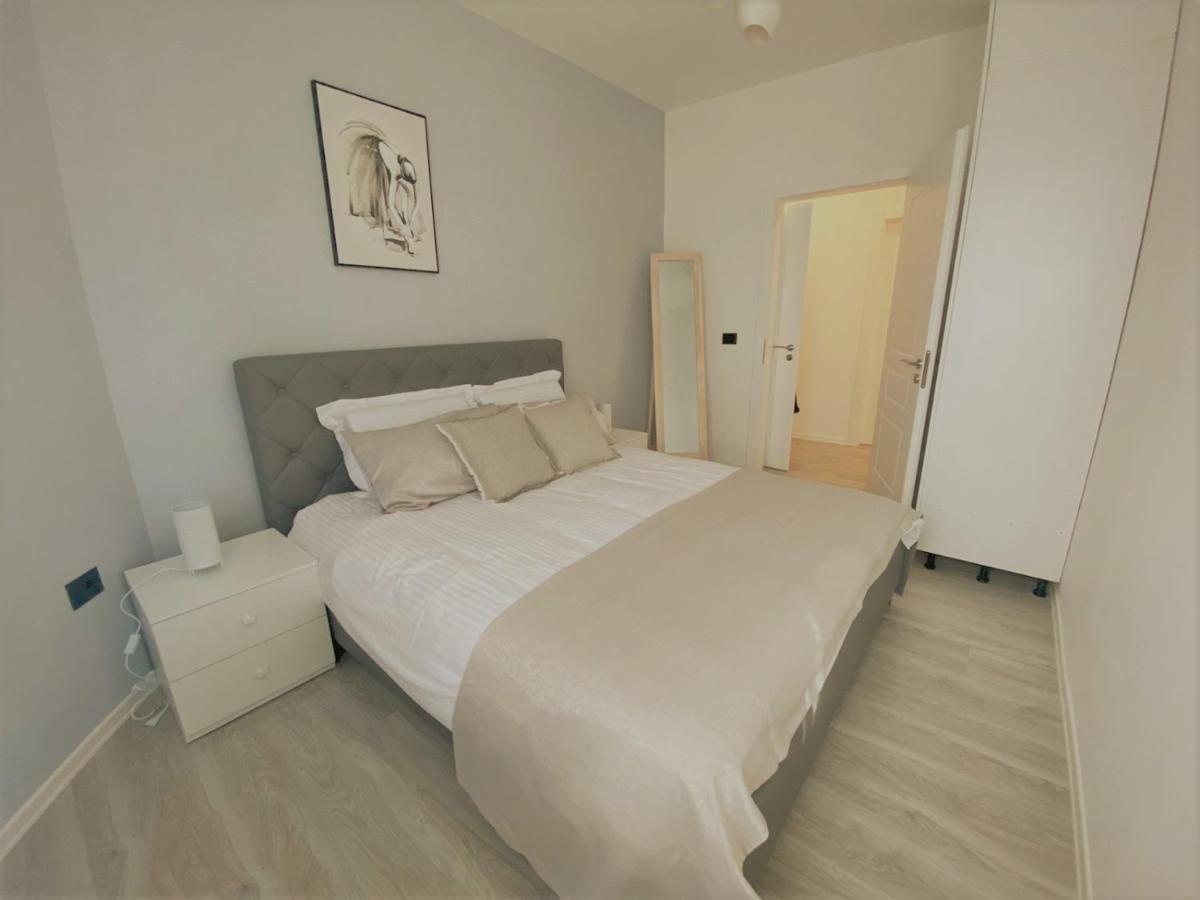 Cozy Central Tirana Apartments Eksteriør billede